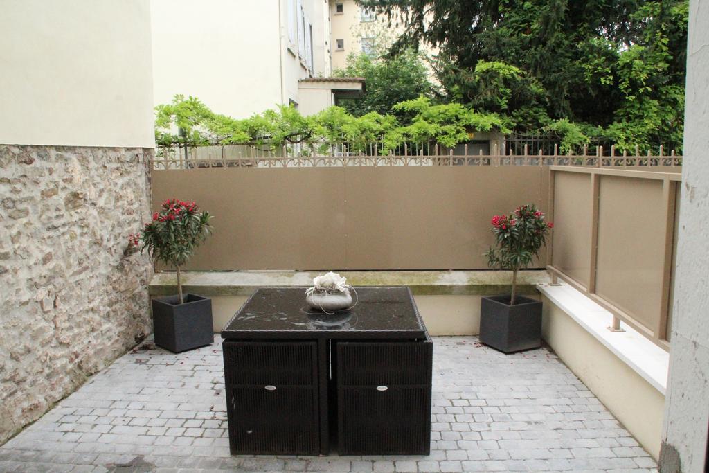 La Colombine Appartement Sainte-Colombe  Buitenkant foto