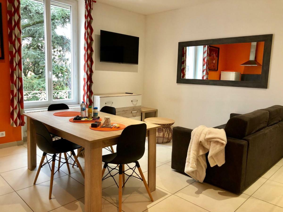 La Colombine Appartement Sainte-Colombe  Buitenkant foto